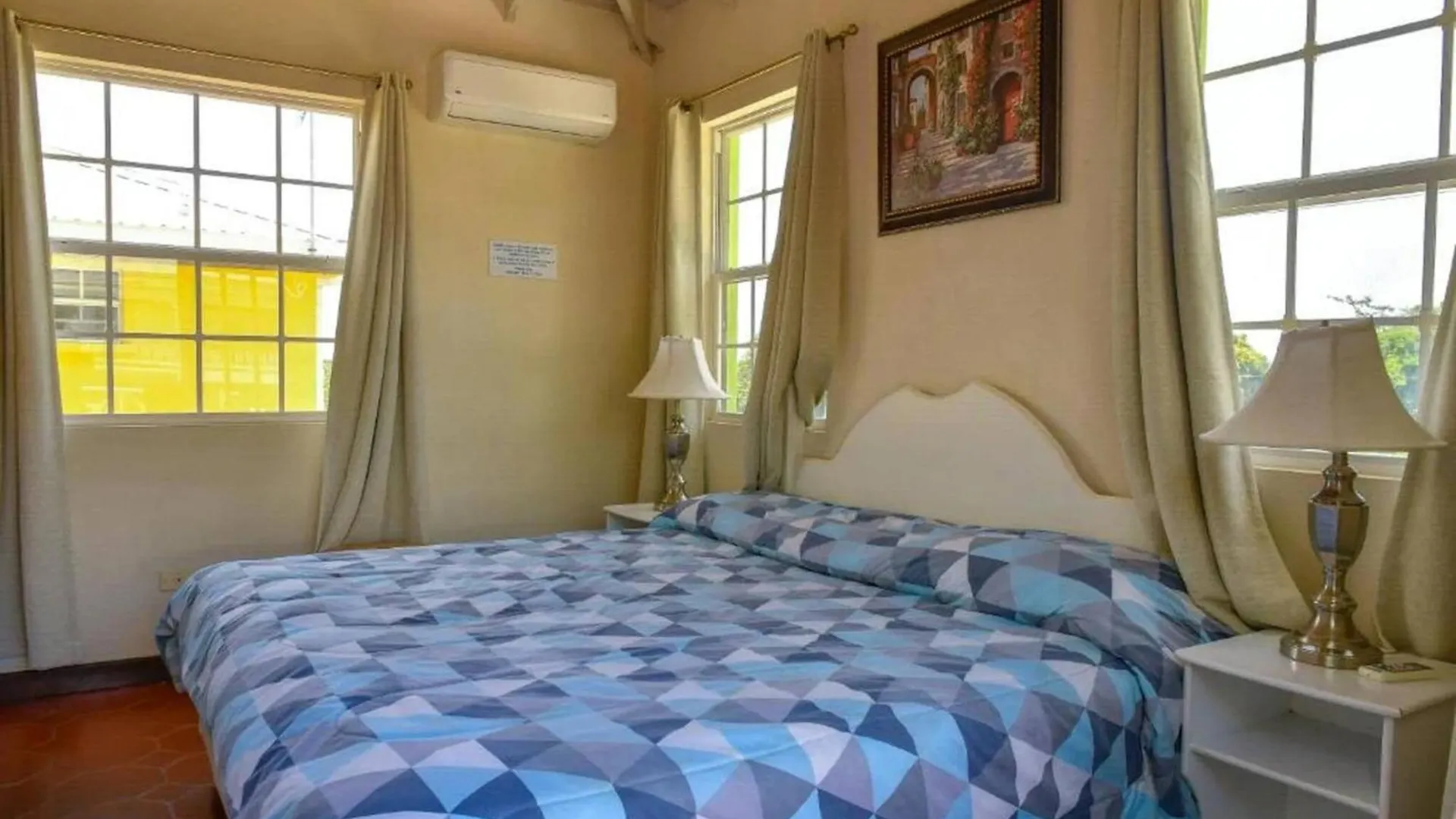 Prospect 3-Bedroom Apt 4 Saint James